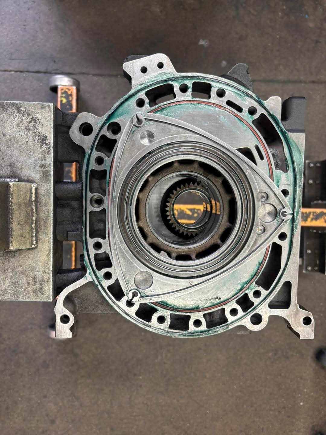 FD 13B Motor – Ported, Dowel Pinned & Assembled | Built Mazda RX-7 Rotary Engine for Sale - Image 8