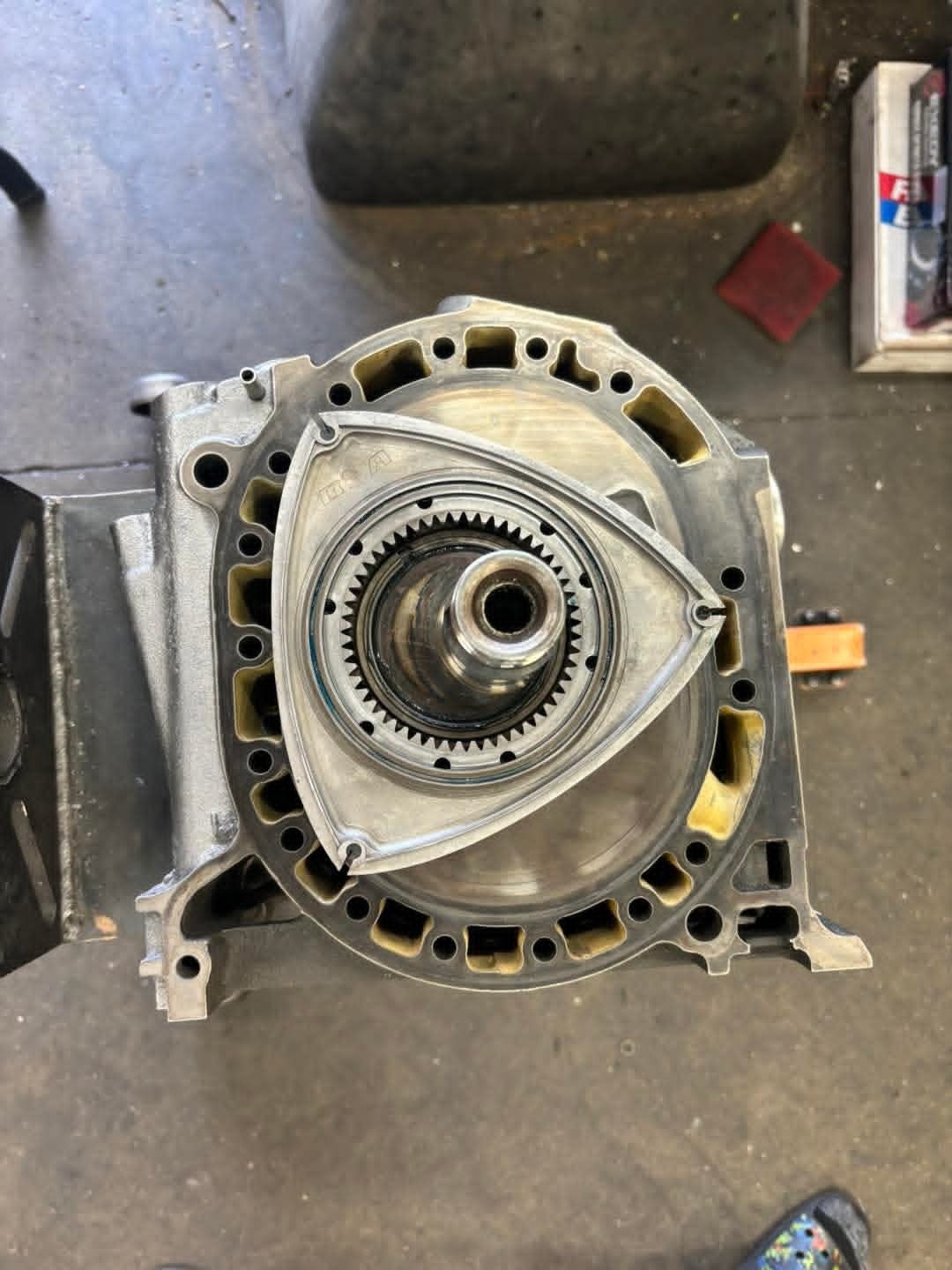 Mazda 12A Peripheral Port (P-Port) – Fuel Injected - Image 5