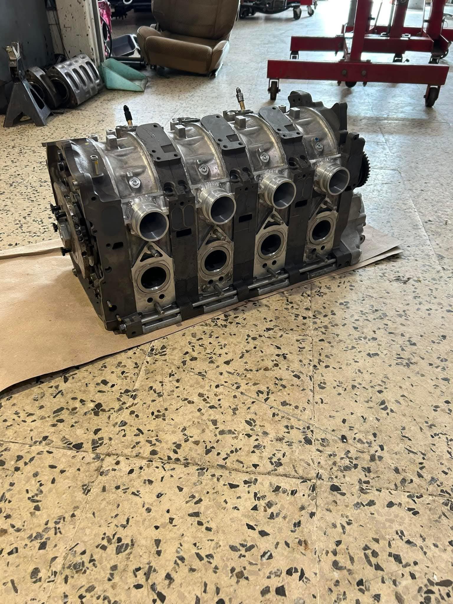 26B 4-Rotor Engine Build - Image 4